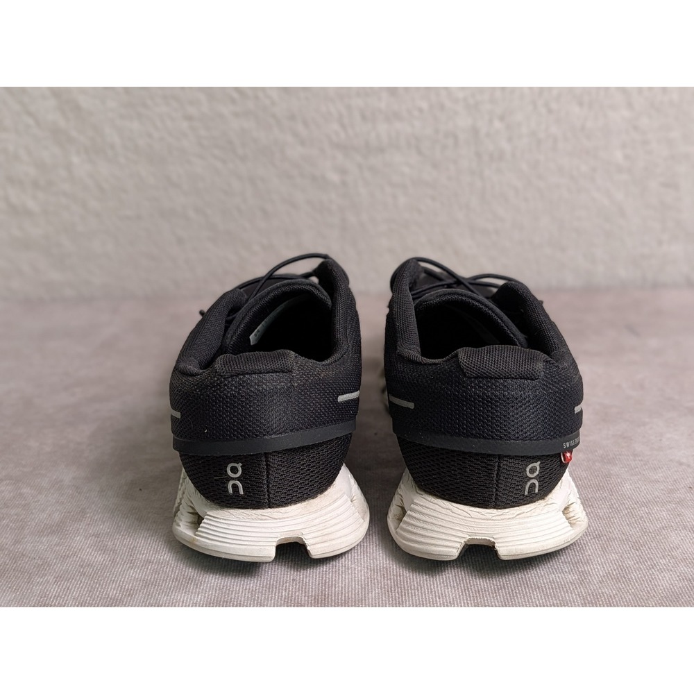 On Cloud 5 Womens Running Shoes Black White 59.98904 Size 8.5 - Picture 4 of 7